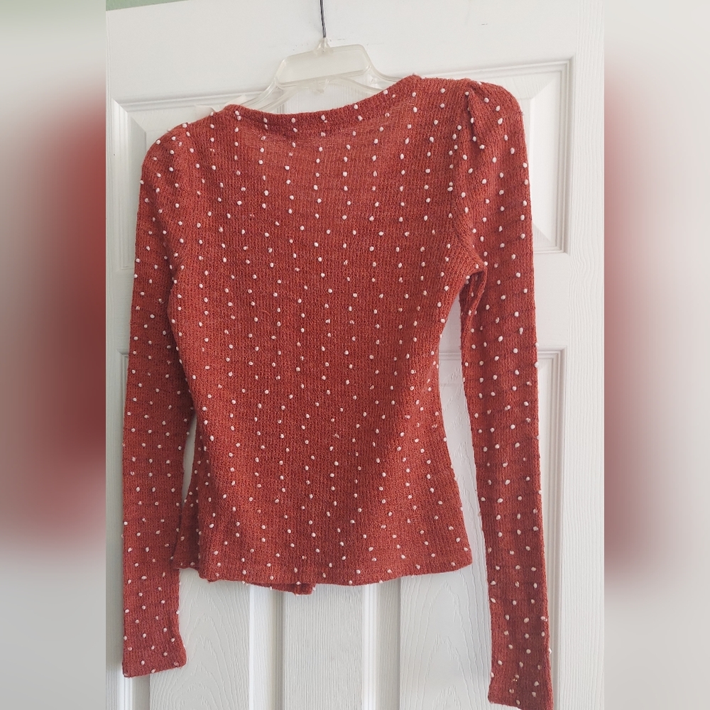 Beautiful, Romantic Ryu: sweater - Picture 2 of 5